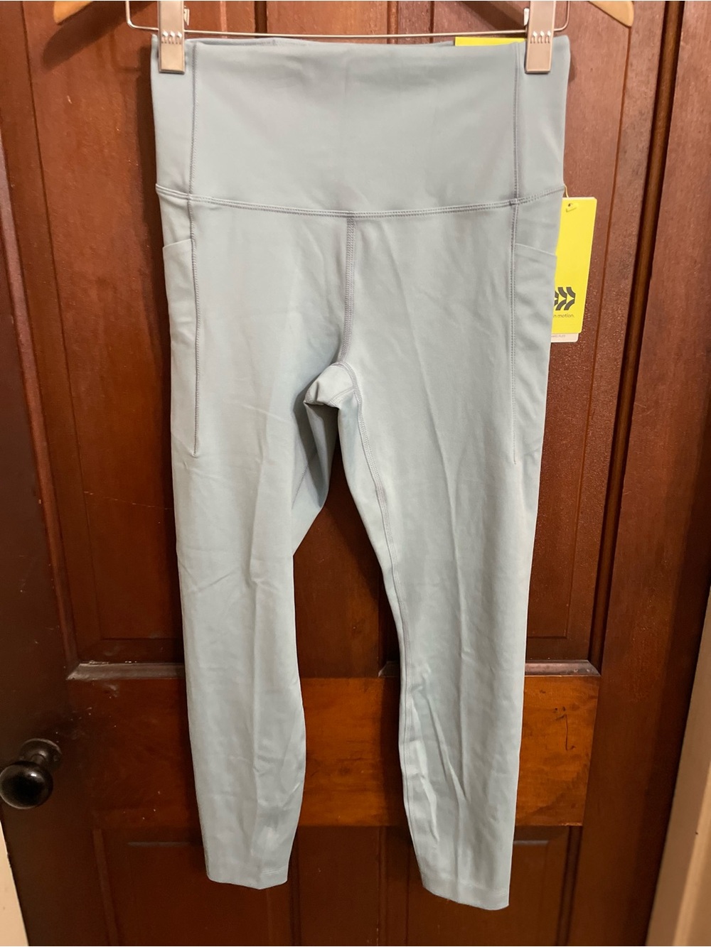 all in motion women's medium high rise 7/8 length athletic leggings NWT